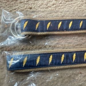 NEW Men’s Vineyard Vines Canvas D Ring Belt (feather design)